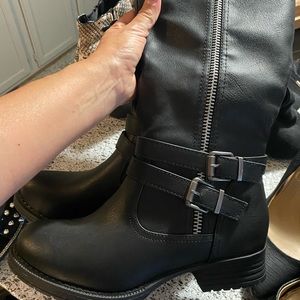 Size 7 riding boots. Never worn